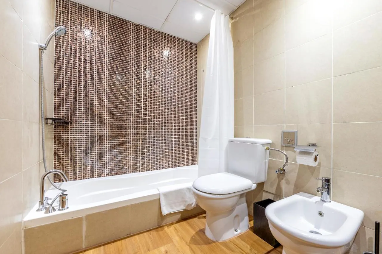 Luxury Downtown 1Br - Ubora Residence Tower Dubai United Arab Emirates
