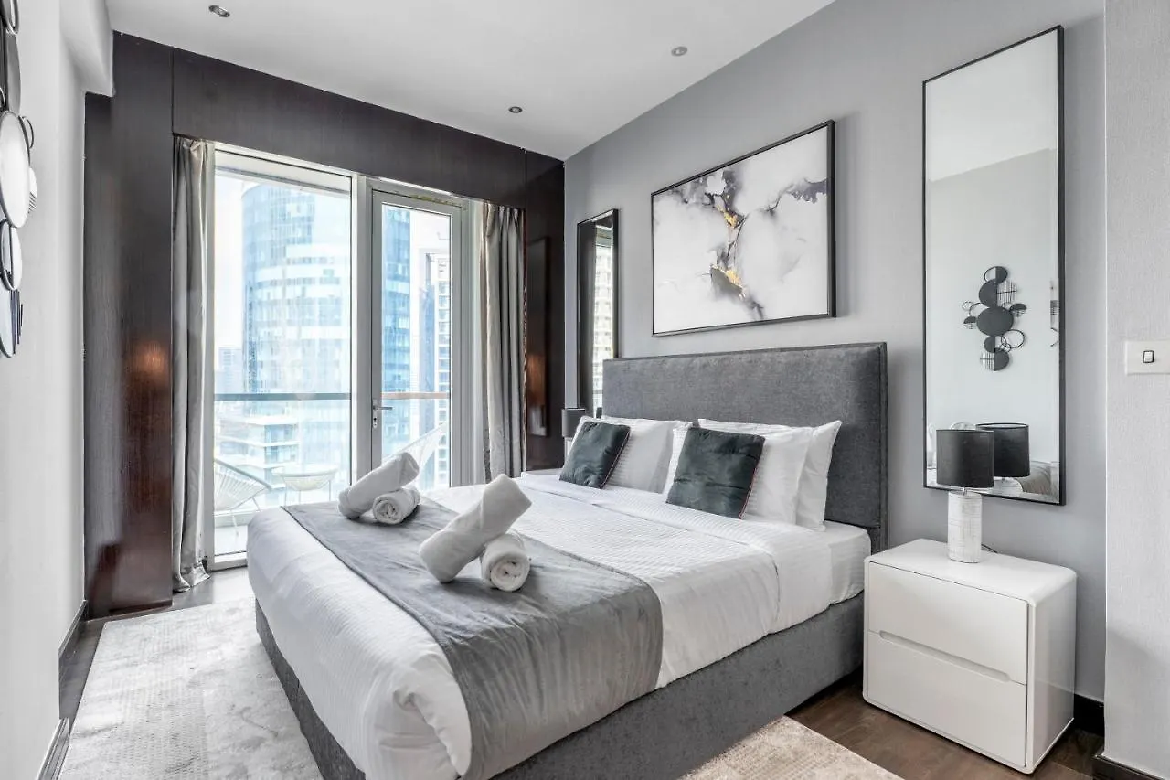 Luxury Downtown 1Br - Ubora Residence Tower location